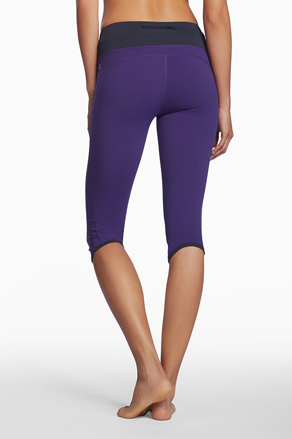 Rio Run Capri in purple - Get great deals at Fabletics