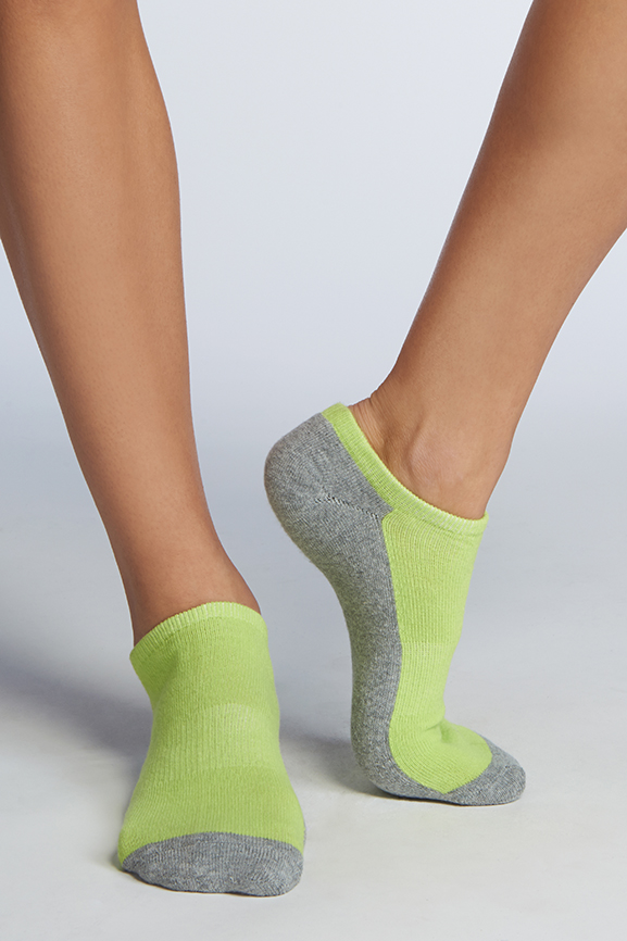 3Pc Sock Set in Multi - Get great deals at Fabletics